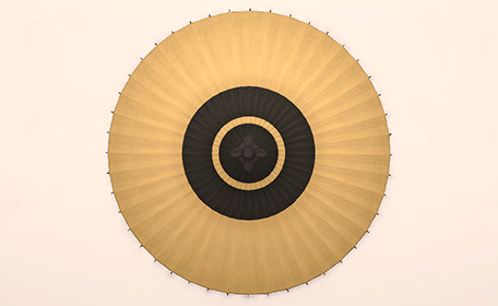 Gold Paper Parasol Top Image